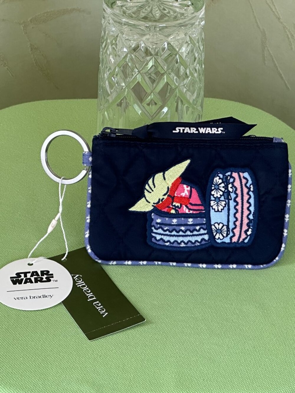 VERA BRADLEY STAR WARS ZIP ID CASE:NWT GROGU MACARONS